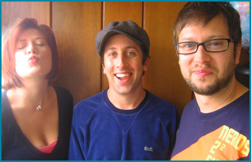 hosts Vanessa Ragland and Cole Stratton with guest Simon Helberg